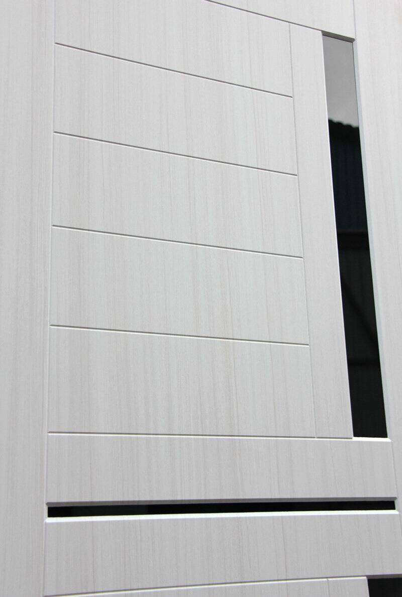 Входная дверь Classic шагрень черная 02 - Сандал белый фото 2